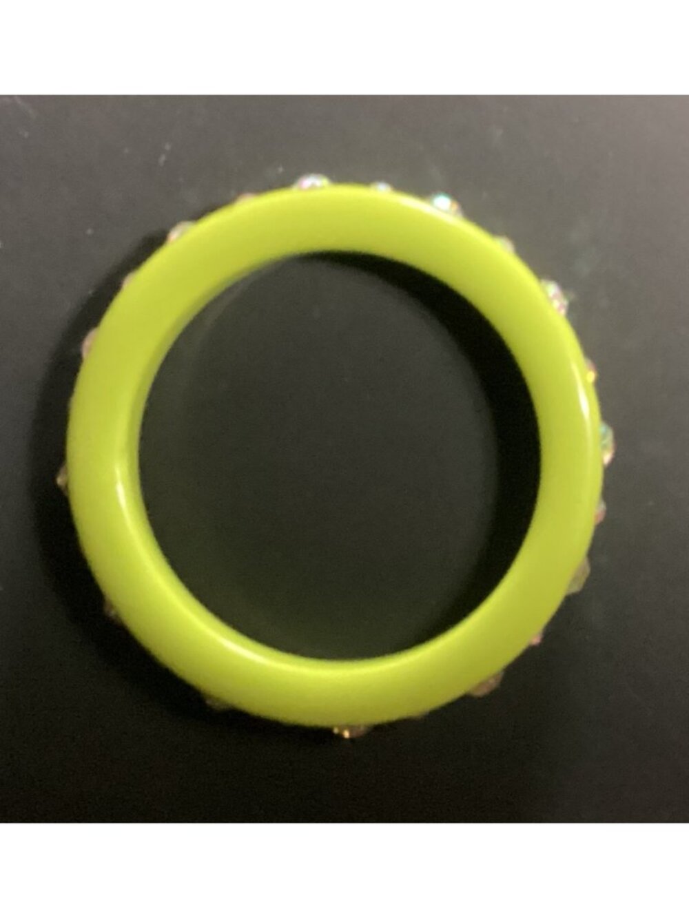 Vintage Neon Green Square Profile Lucite Bangle Bracelet Rhinestones Glows in UV - Picture 8 of 8